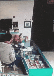 GIF_20250420_003211_793.gif